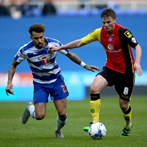 Battle for the Ball: Reading vs. Birmingham City - Sky Bet Championship - Intense Rivalry on the Pitch