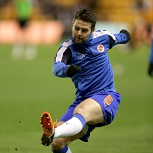 Oliver Norwood in Action: Reading vs. Wolverhampton Wanderers, Sky Bet Championship - Molineux Showdown