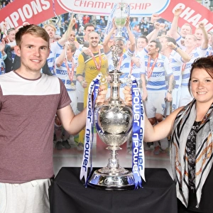 Reading FC's Championship Victory: A Triumphant Reunion with Fans and the Championship Trophy (2012)