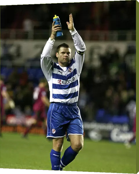 Graeme Murty applauds the Reading Fans after the 1-0 defeat of Bolton Wanderers