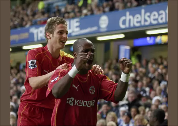 Leroy Lita & Kevin Doyle celebrate Leroys goal against Chelsea at Stamford Bridge