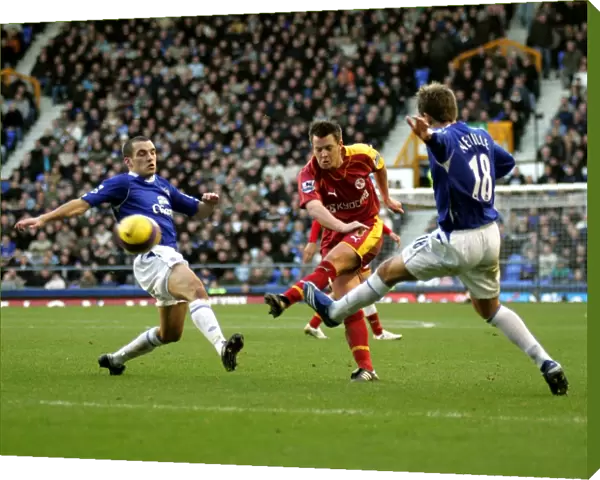 Nicky Shorey fires in a shot against Everton at Goodison Park