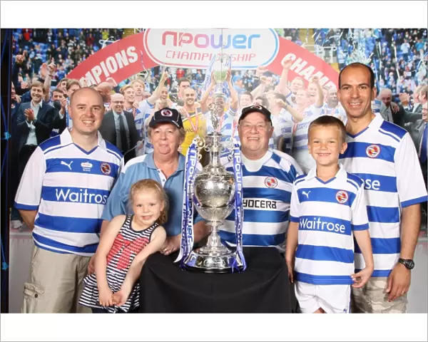 Reading FC's Unforgettable Championship Victory: Triumphant Reunion with the Trophy and Adoring Fans (2012)