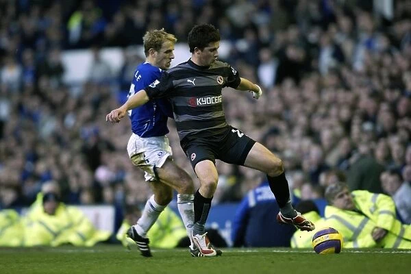 Everton vs. Reading: A Barclays Premiership Showdown (2007 / 08)