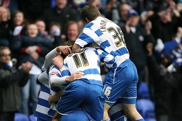 Gylfi Sigurdsson's Euphoric Moment: Reading's First Goal Against Burnley in FA Cup Fourth Round - The Thrilling Celebration