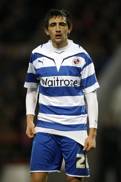 Jem Karacan in Action: Reading vs. Nottingham Forest, Championship Match at City Ground