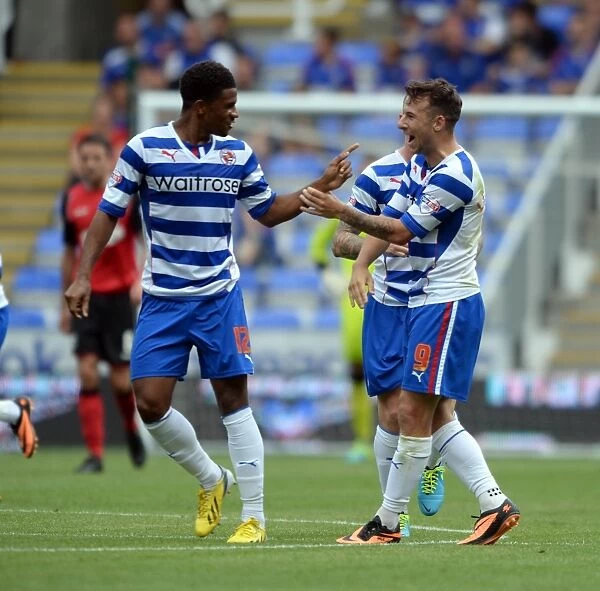 Le Fondre and McCleary's Jubilant Moment: Reading's First Goal vs Ipswich Town in Sky Bet Championship