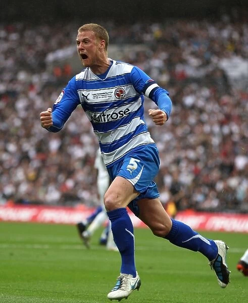Matt Mills Scores the Second Goal: Reading FC's Championship Play-Off Final Victory over Swansea City at Wembley Stadium