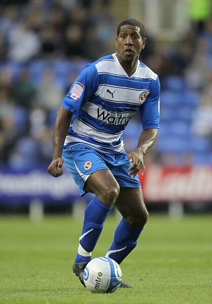 Mikele Leigertwood in Action: Reading vs. Cardiff City, Npower Championship Play-Off Semi-Final First Leg at Madejski Stadium