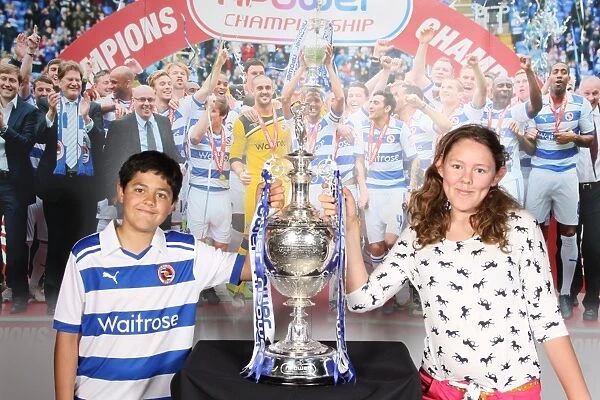 Reading FC: Uniting the Team and Fans - The 2012 Fans Trophy Celebration