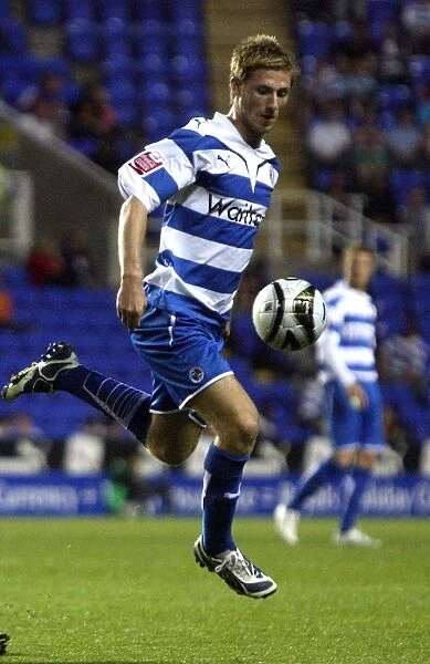 Reading FC vs Burton Albion: James Henry in Action at the Carling Cup First Round, Madejski Stadium