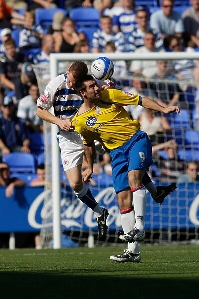 Reading FC vs Crystal Palace: Championship Showdown - August 30, 2008