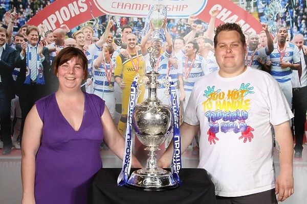 Reading FC's Championship Triumph: A Glorious Reunion with Fans and the Championship Trophy (2012)