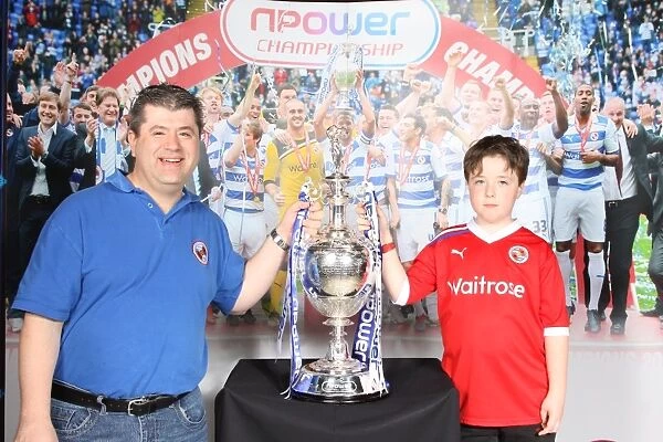 Reading FC's Championship Victory: Triumphant Reunion with the 2012 Trophy and Fans