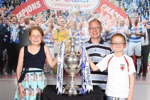 Reading FC's Championship Victory: Triumphant Reunion with the 2012 Trophy and Euphoric Fans