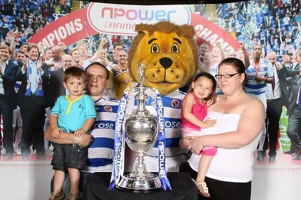 Reading FC's Unforgettable Championship Victory: Triumphant Photoshoot with Jubilant Fans (2012)