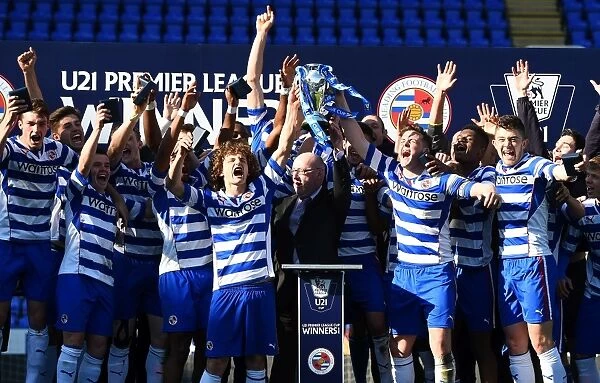 Reading U21s Celebrate Premier League Cup Victory: Kuhl and Sweeney Lift the Trophy (2014)