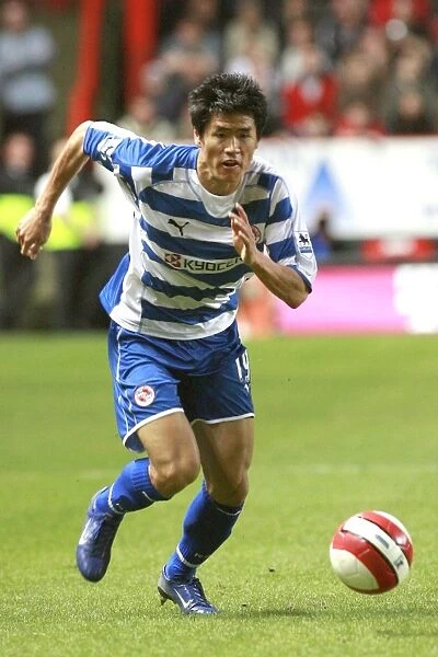 Seol Ki-Hyeon on a run at the Valley in the 0-0 draw