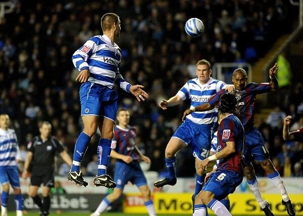 Shaun Derry's Thunderous Header: Reading's Dramatic Equalizer Against Crystal Palace in the Championship