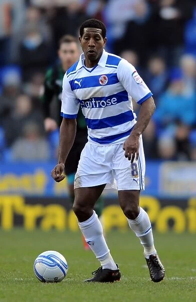 Showdown at Madejski Stadium: Mikele Leigertwood in Action - Reading FC vs Coventry City