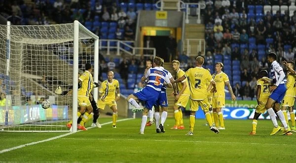 Simon Cox Scores Reading's Third: Reading FC's Dominant Performance Against Millwall in Sky Bet Championship (3-0)