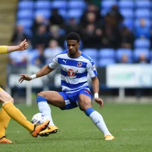 Battle for Supremacy: McCleary vs. Reach in Reading vs. Preston North End Championship Clash at Madejski Stadium