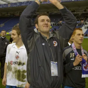 Glen Little applauds Reading Fans at Leicester City