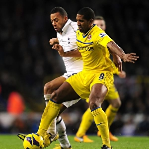 Intense Battle for the Ball: Moussa Dembele vs. Mikele Leigertwood (Premier League, Tottenham Hotspur vs. Reading, White Hart Lane, 01-01-2013)