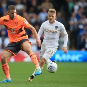 Sky Bet Championship Collection: Leeds United v Reading