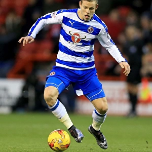 Matej Vydra Scores the Game-Winning Goal for Reading Against Nottingham Forest in Sky Bet Championship Match at City Ground