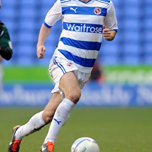 Reading FC vs Coventry City: Matthew Connolly in Action at Madejski Stadium - Npower Championship Clash