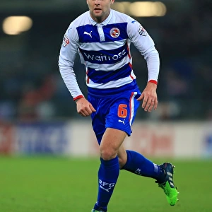 Reading's Norwood in Action: Championship Clash vs. Cardiff City