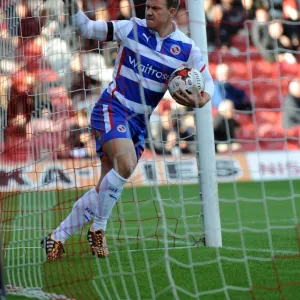 Sky Bet Championship Collection: Brentford v Reading