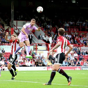 Sky Bet Championship - Brentford v Reading - Griffin Park