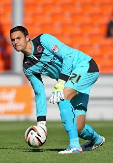 Images Dated 24th August 2013: Alex McCarthy in Action: Reading vs Blackpool, Sky Bet Championship - Goalkeeper's Dramatic