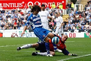Images Dated 7th October 2007: Barclays Premiership Showdown: Reading vs. Derby County - October 7, 2007