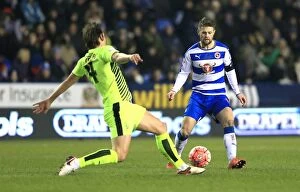 Huddersfield Town v Reading Collection: Battle for the Ball: Norwood vs. Whitehead - Emirates FA Cup Third Round Replay: Reading vs