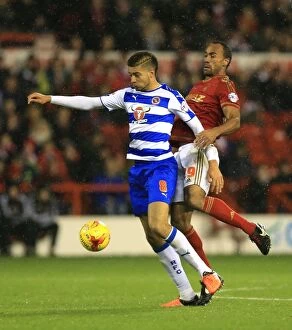 Images Dated 28th November 2015: Battle for the Ball: O'Grady vs. Hector in Nottingham Forest vs. Reading Championship Clash