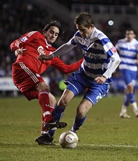 Images Dated 2nd January 2010: Battle for the Ball: Sigurdsson vs. Aquilani - Reading's FA Cup Showdown with Liverpool