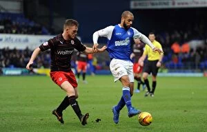 Images Dated 25th January 2014: Battle of the Championship: Ipswich Town vs. Reading (2013-14)