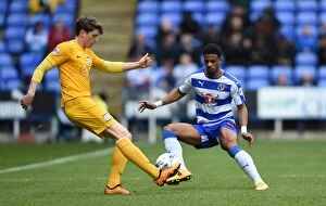 Images Dated 30th April 2016: Battle for Supremacy: McCleary vs. Reach in Reading vs. Preston North End Championship Clash at