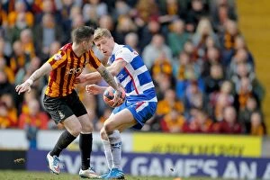 Images Dated 7th March 2015: Battling Moment: Pogrebnyak vs. Knott - FA Cup Sixth Round Clash: Bradford City vs. Reading