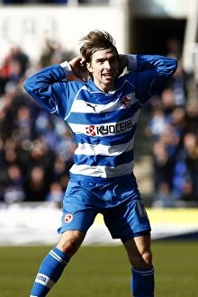 Images Dated 31st March 2006: Bobby Convey's Euphoric Goal Celebration: Reading FC vs. Wolves