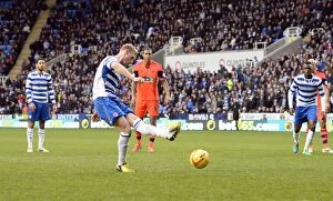 Images Dated 18th January 2014: A Championship Showdown: Reading FC vs Bolton Wanderers (2013-14, Sky Bet Championship)
