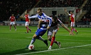 Images Dated 20th October 2015: Championship Showdown: Vydra vs. Ward - Intense Rivalry in Rotherham United vs. Reading