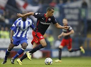 Images Dated 20th September 2014: Charging Forward: Nick Blackman's Determined Advance in Reading's Sky Bet Championship Clash vs
