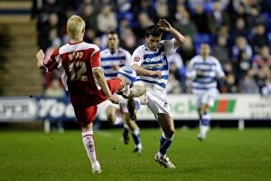 Images Dated 10th March 2009: Clash in the Championship: Reading FC vs Charlton (March 10, 2009)