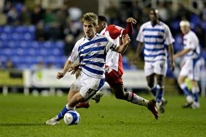 Images Dated 10th March 2009: Clash in the Championship: Reading FC vs Charlton - March 10, 2009