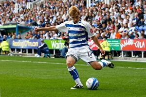 Images Dated 16th August 2008: Clash in the Championship: Reading FC vs Plymouth, August 16, 2008