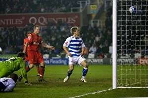 Images Dated 9th January 2009: Clash in the Championship: Reading vs. Watford, January 9, 2009